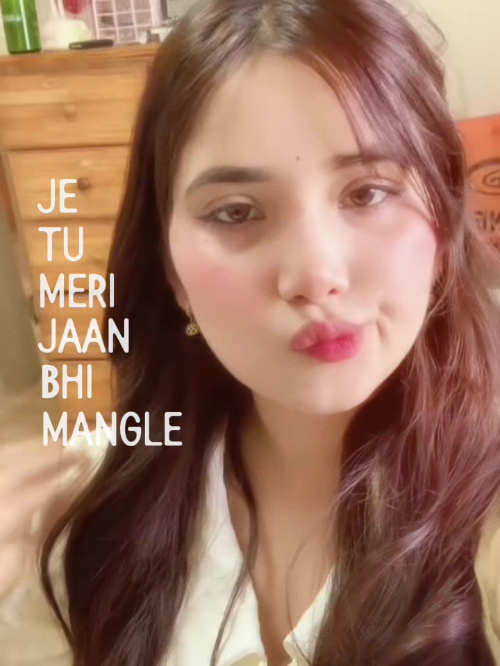 @Binitaa ᥫ᭡🥰