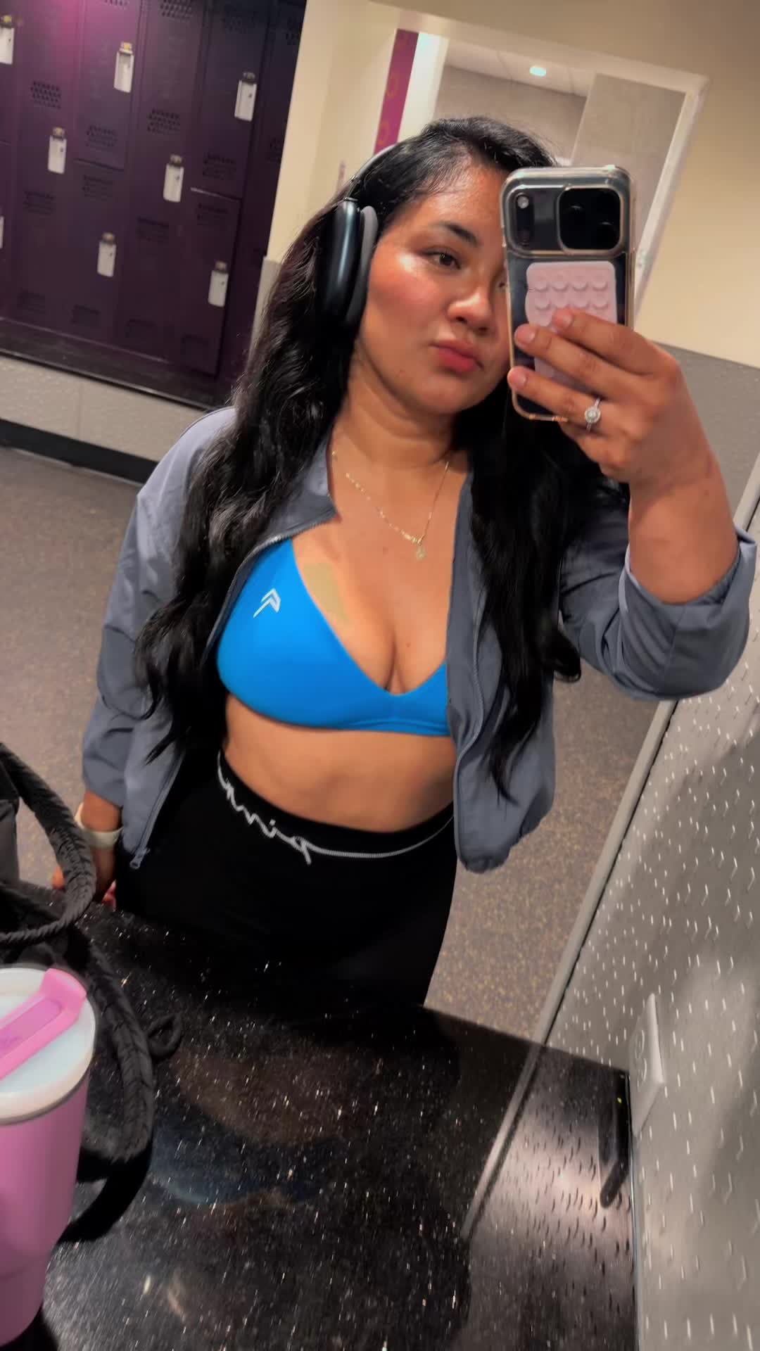 @Adriana Lucero 🌷