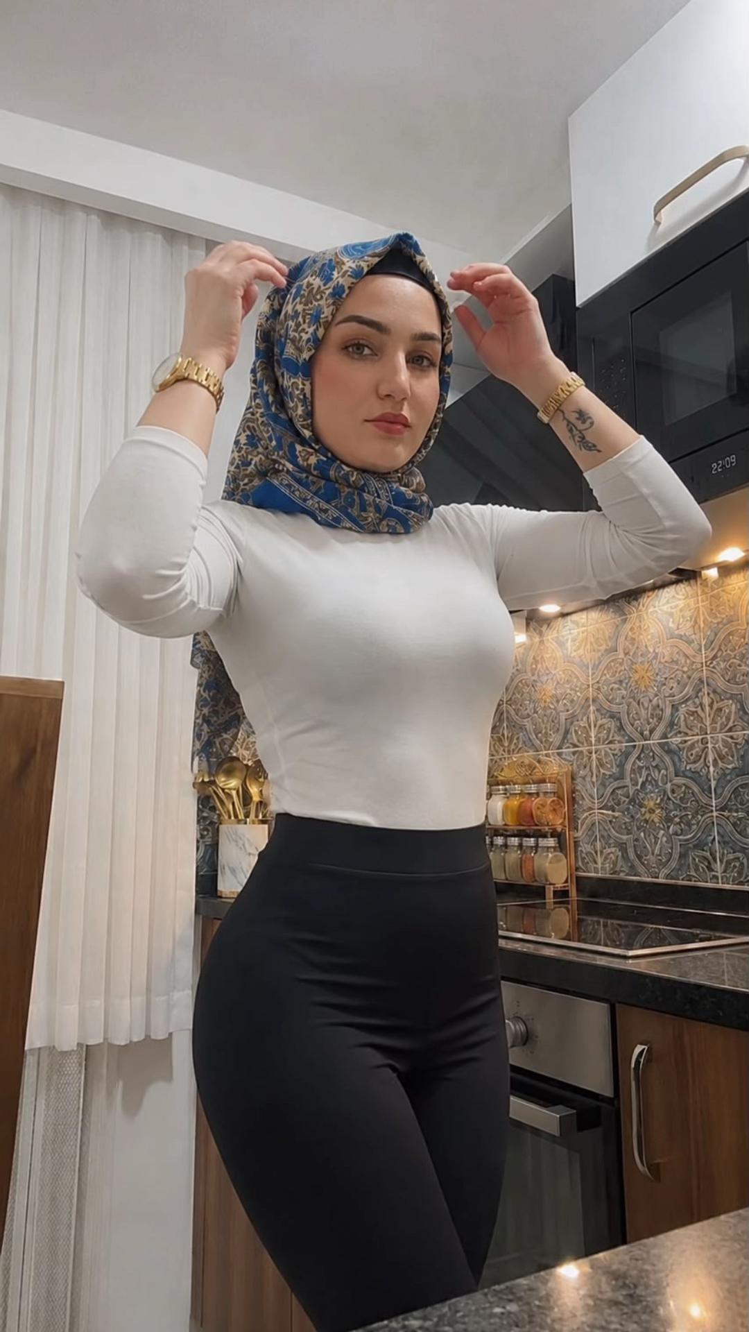 @Ayşe.&uuml;zel