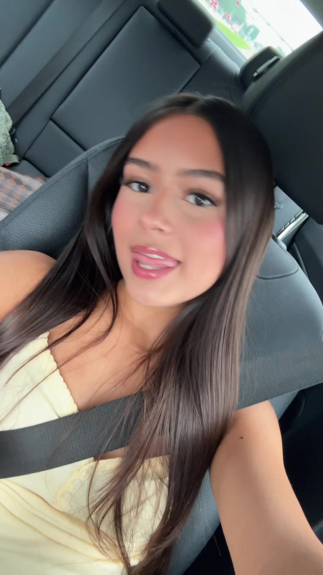 @julisworldd