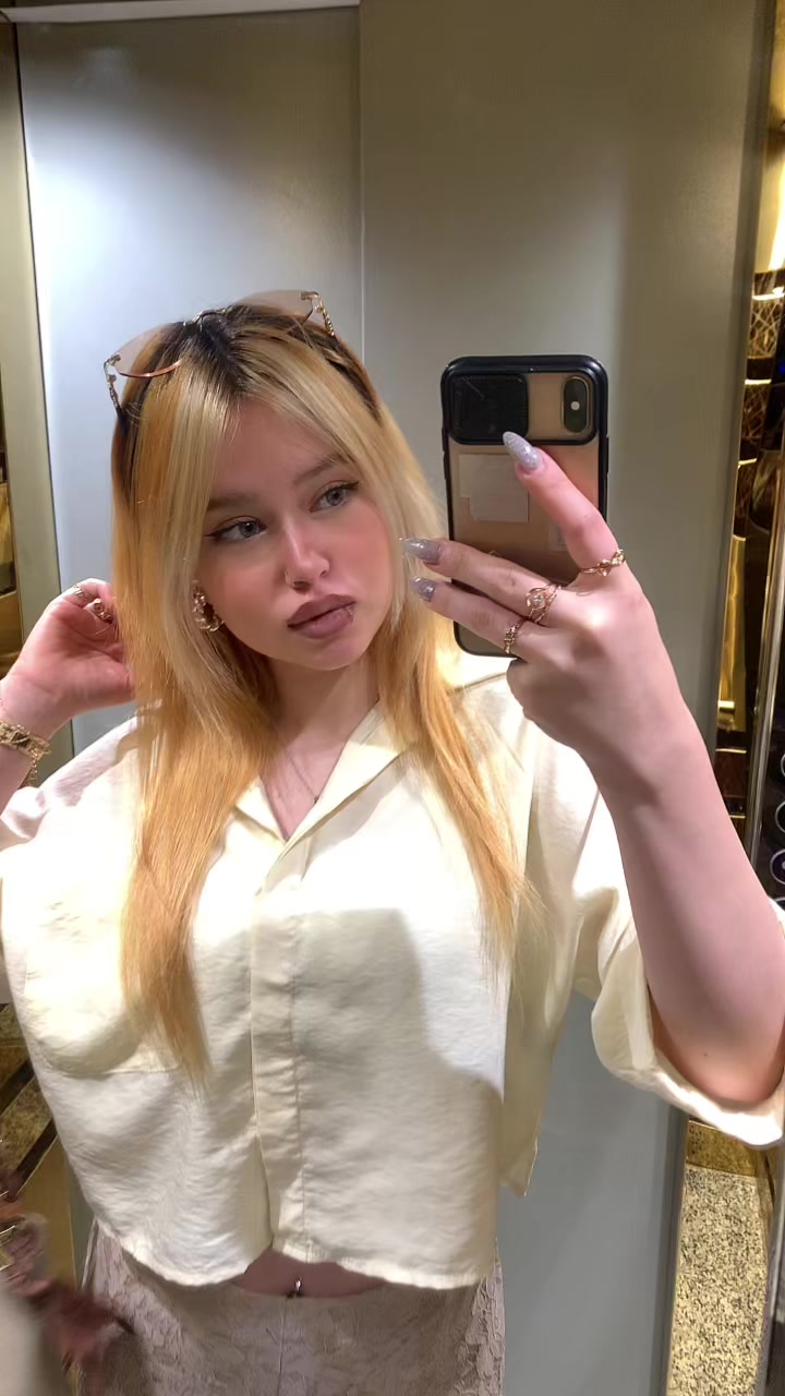 @heliaydn