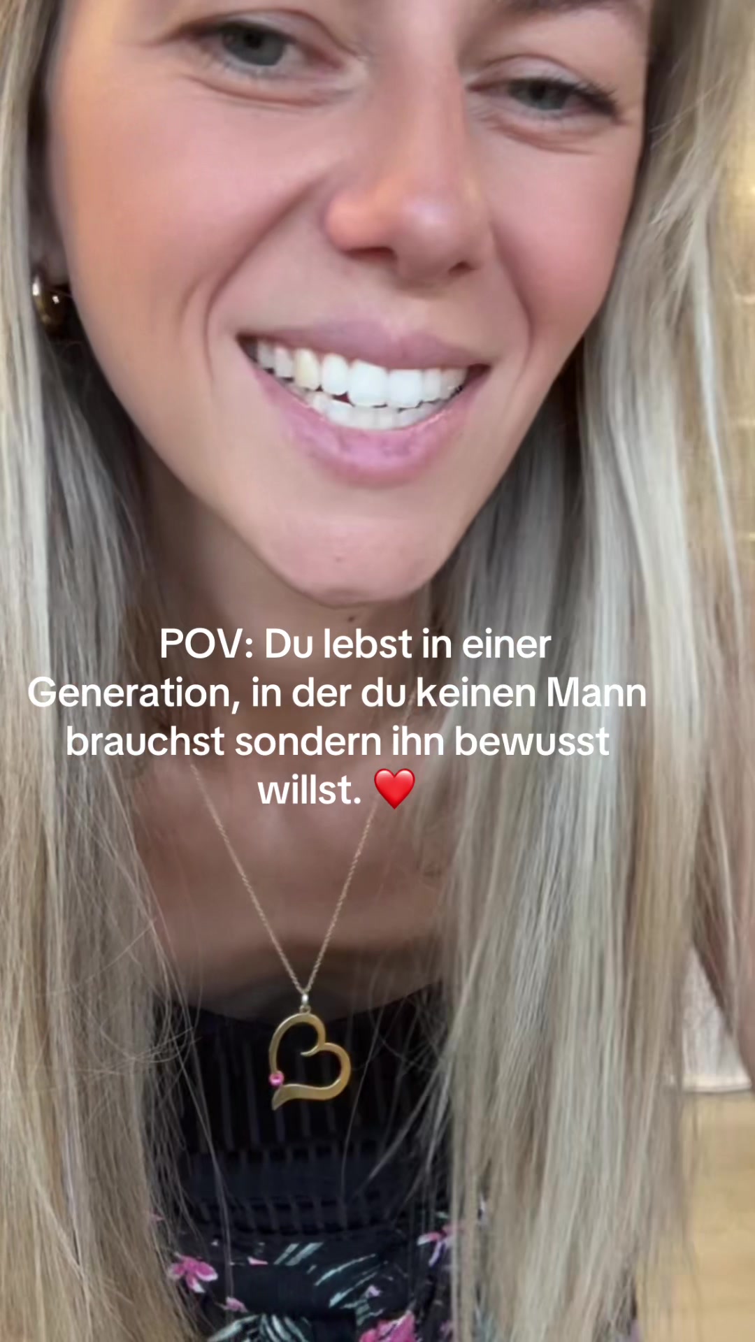 @CELINE | Mom & Business