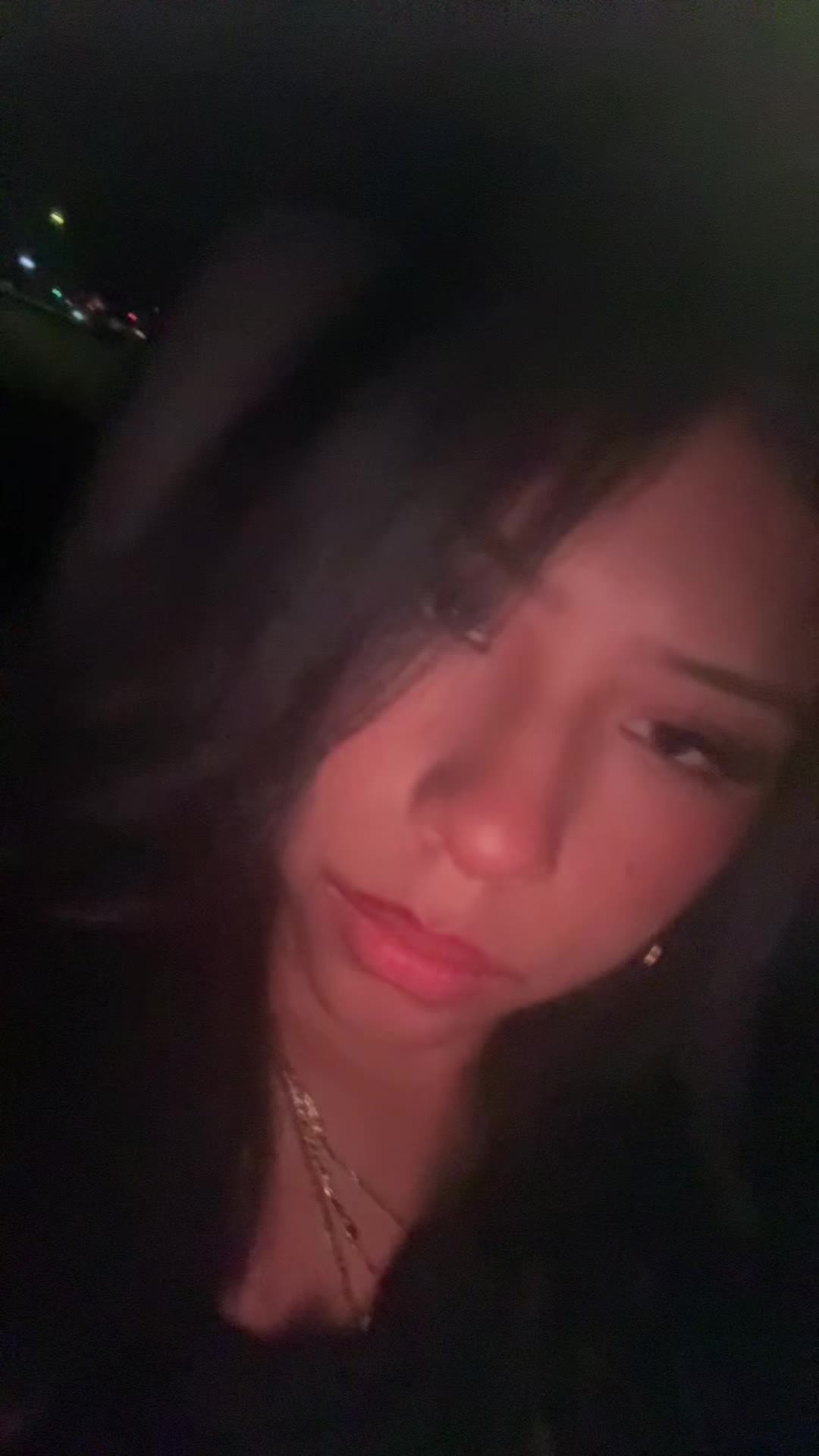 @⃟