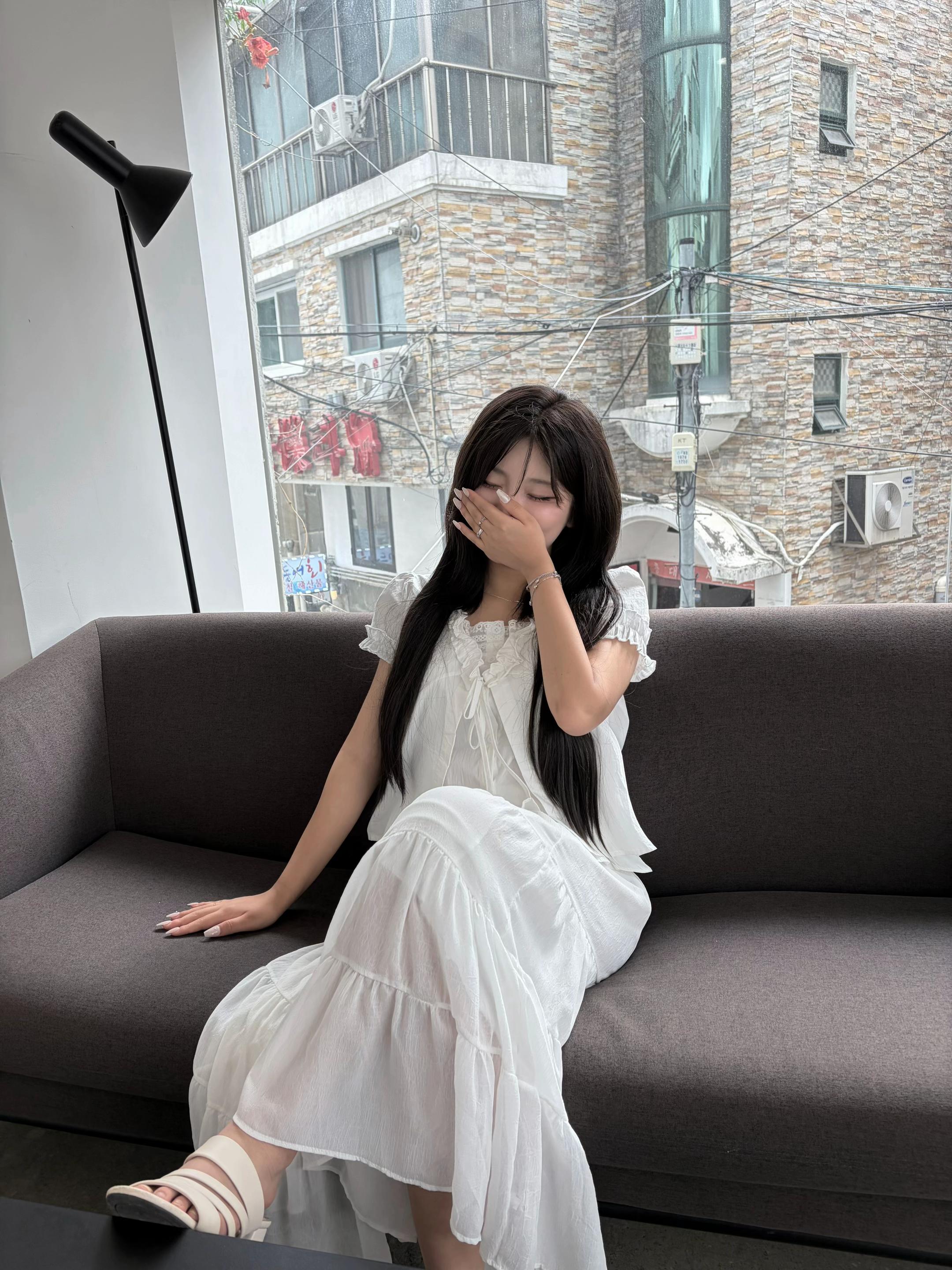 @니여친지나간다
