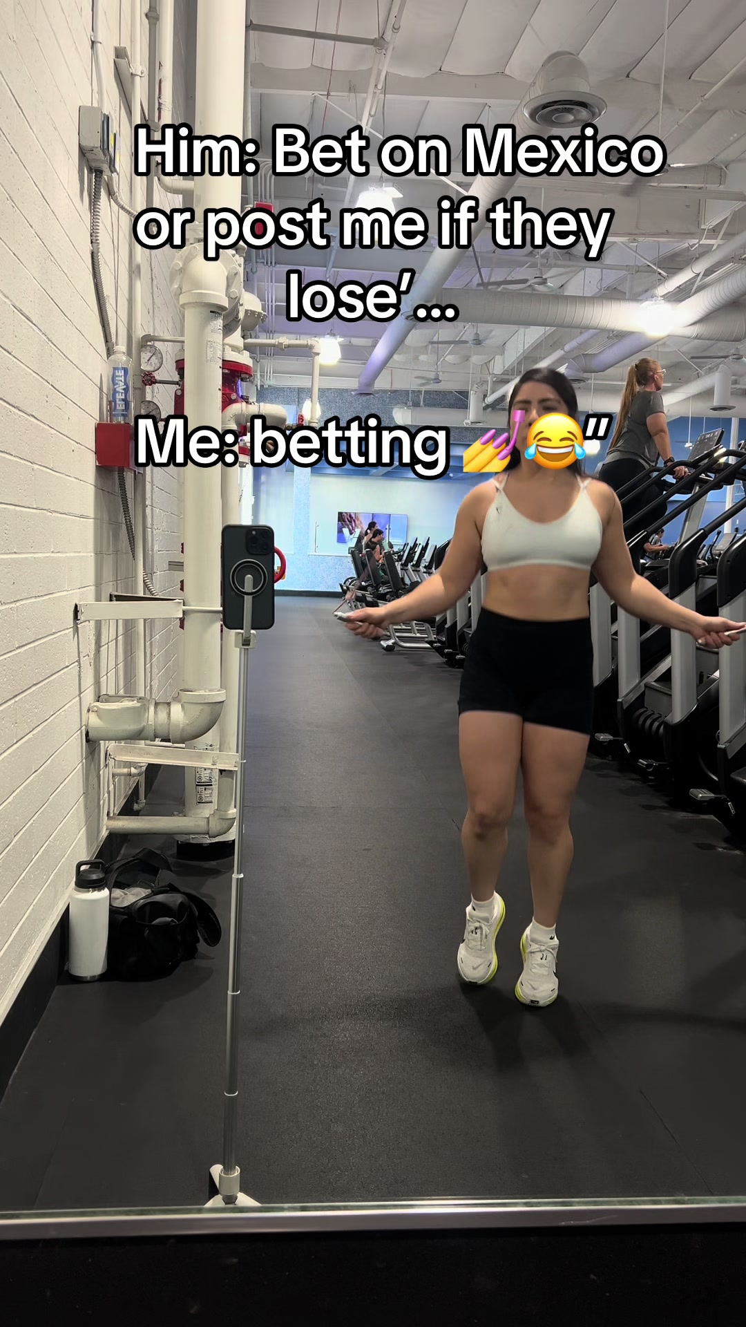 @_Erikatej