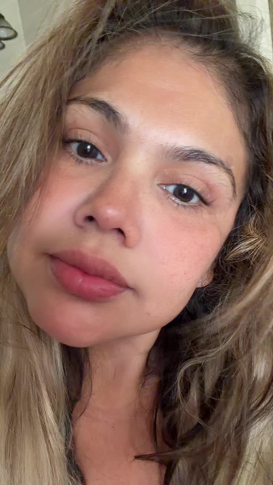 @Angrom2🍓