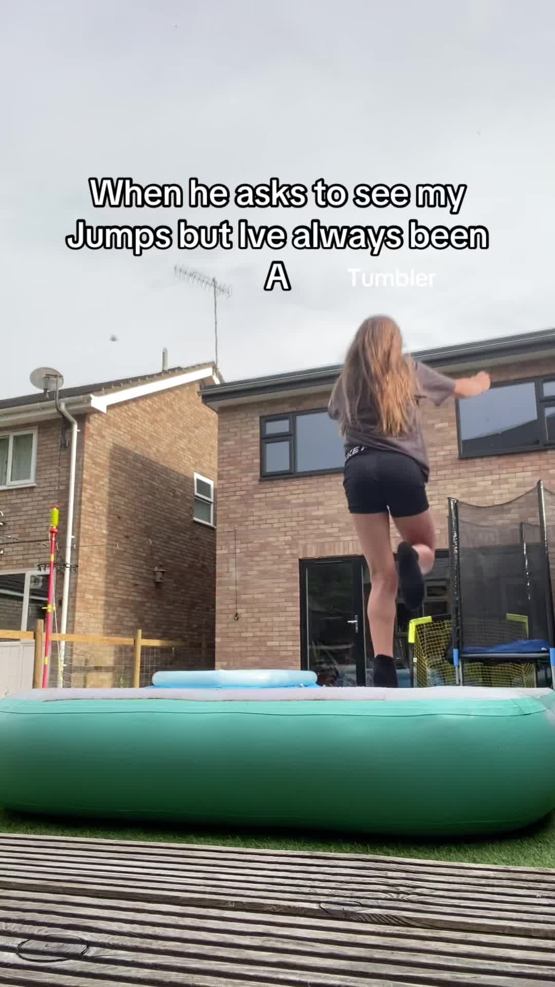 @lexi.tumble.vibes 🤸