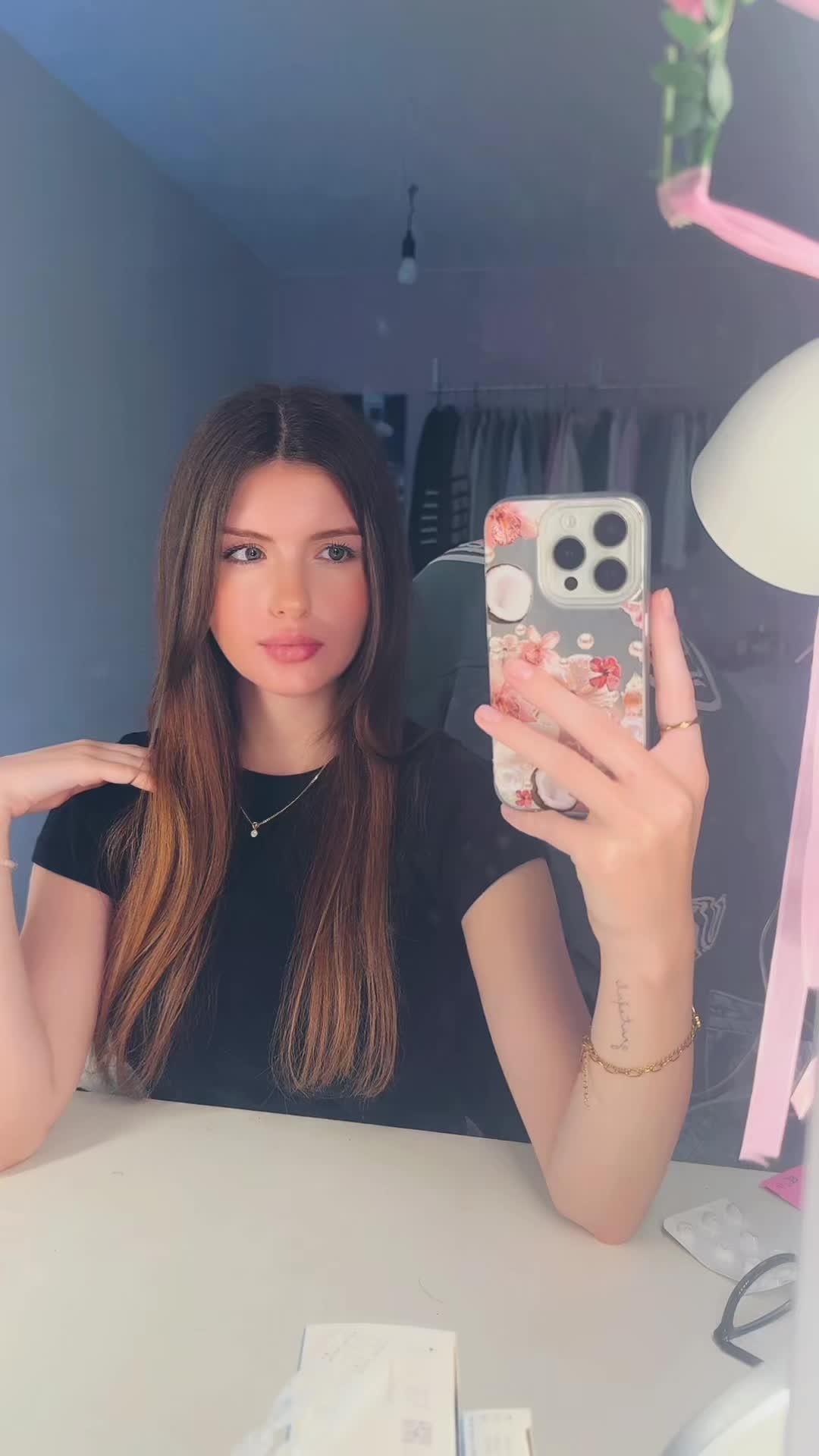 @𝒥𝓊𝓁𝑒 💫