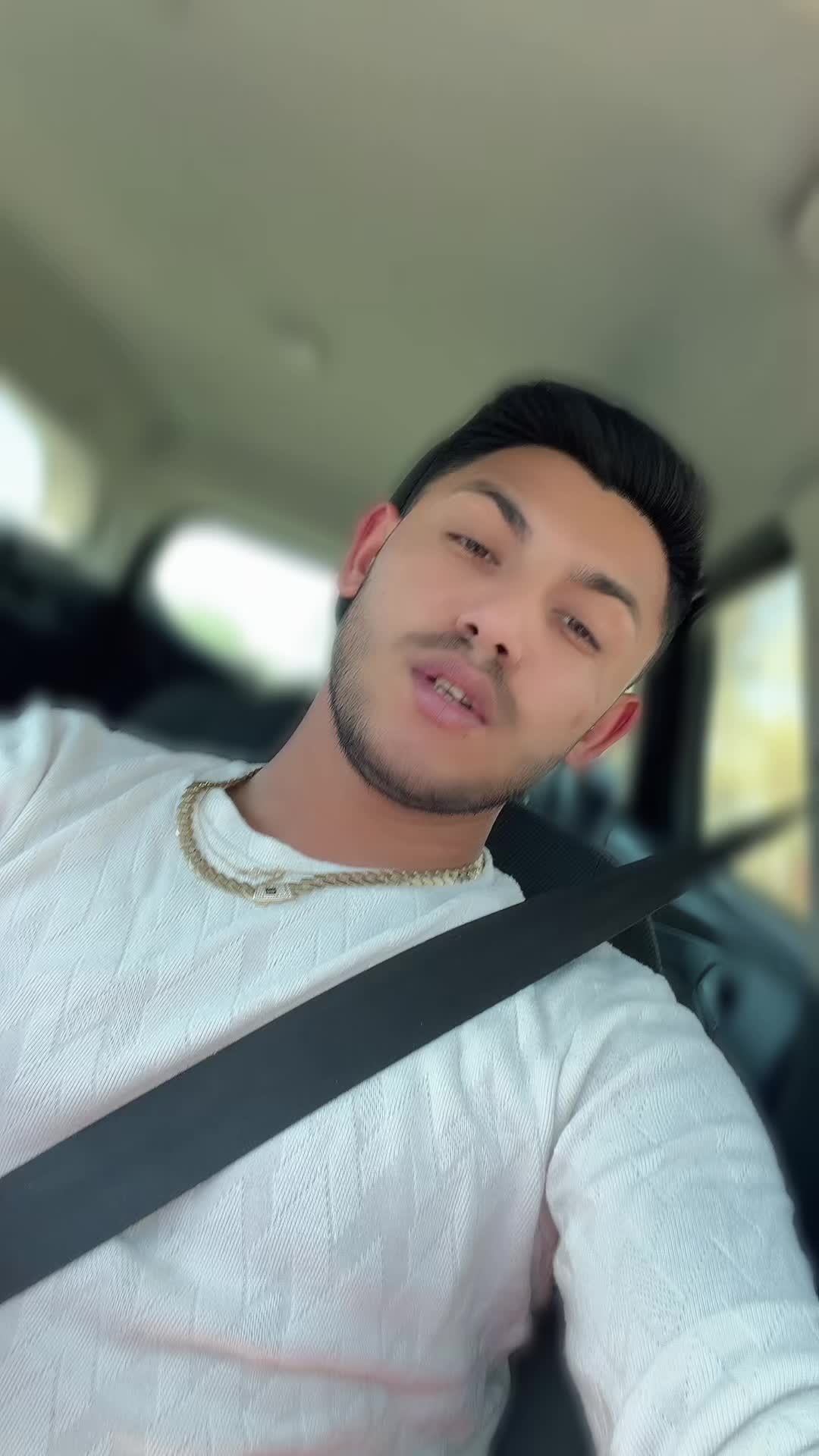 @💸🧸⚜️🍫🐶Levi