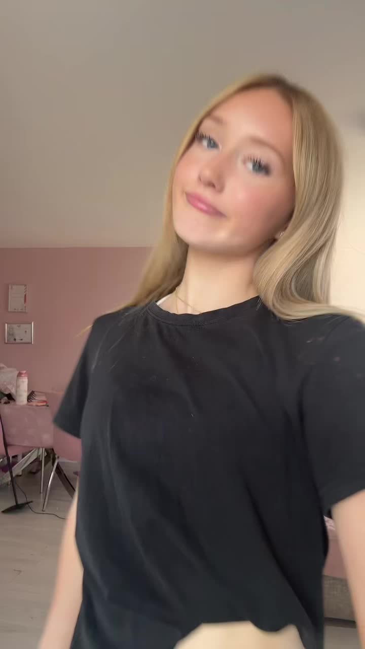@𝐋𝐞𝐱𝐢🪞💐🫧🧁