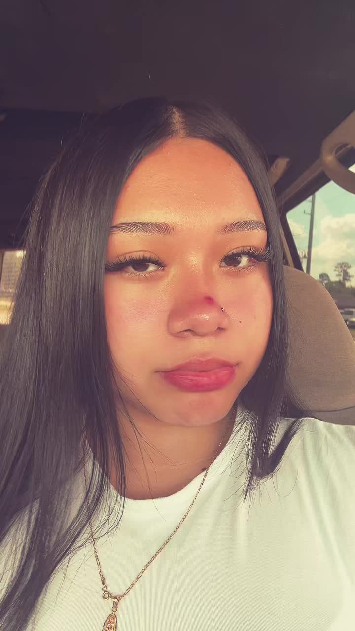 @praiseandrea!