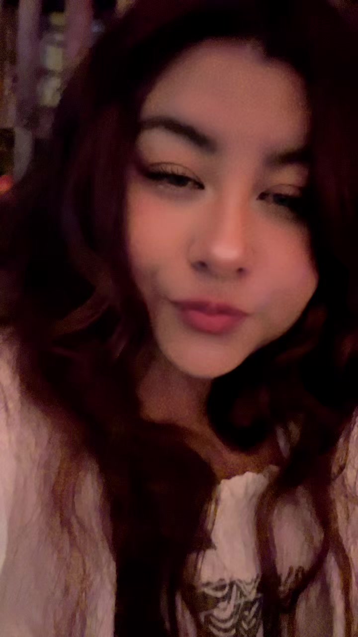 @𝐿𝒾𝓏𝒷𝑒𝓉𝒽 🌷