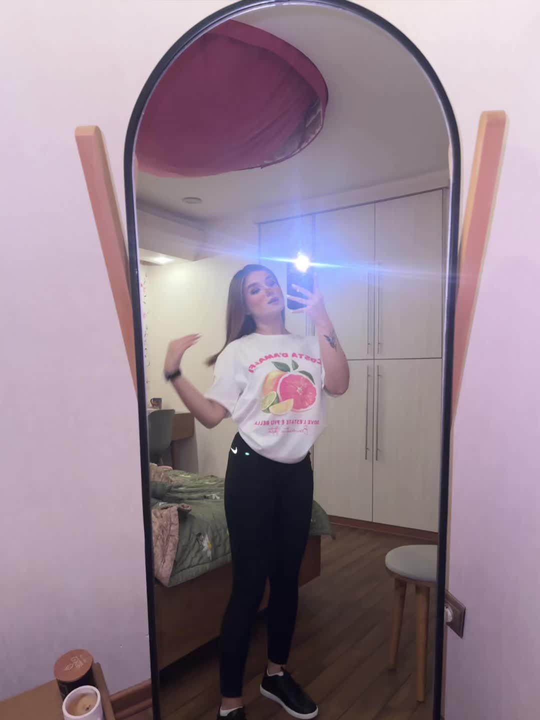 @KiKi