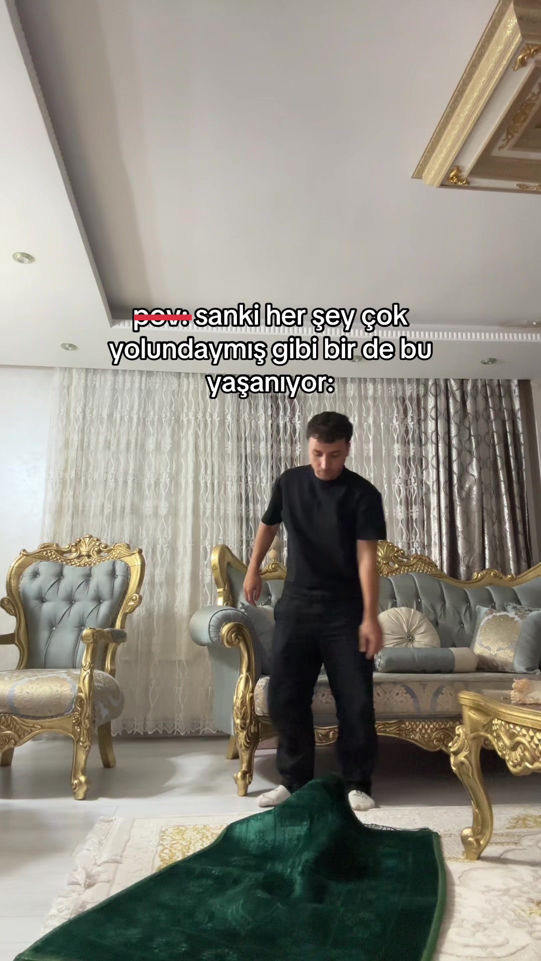 @akg&uuml;n