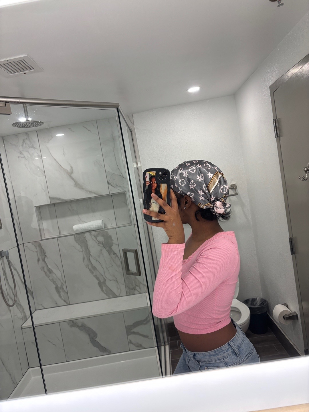@Ms.Throw it in the bag💼😗