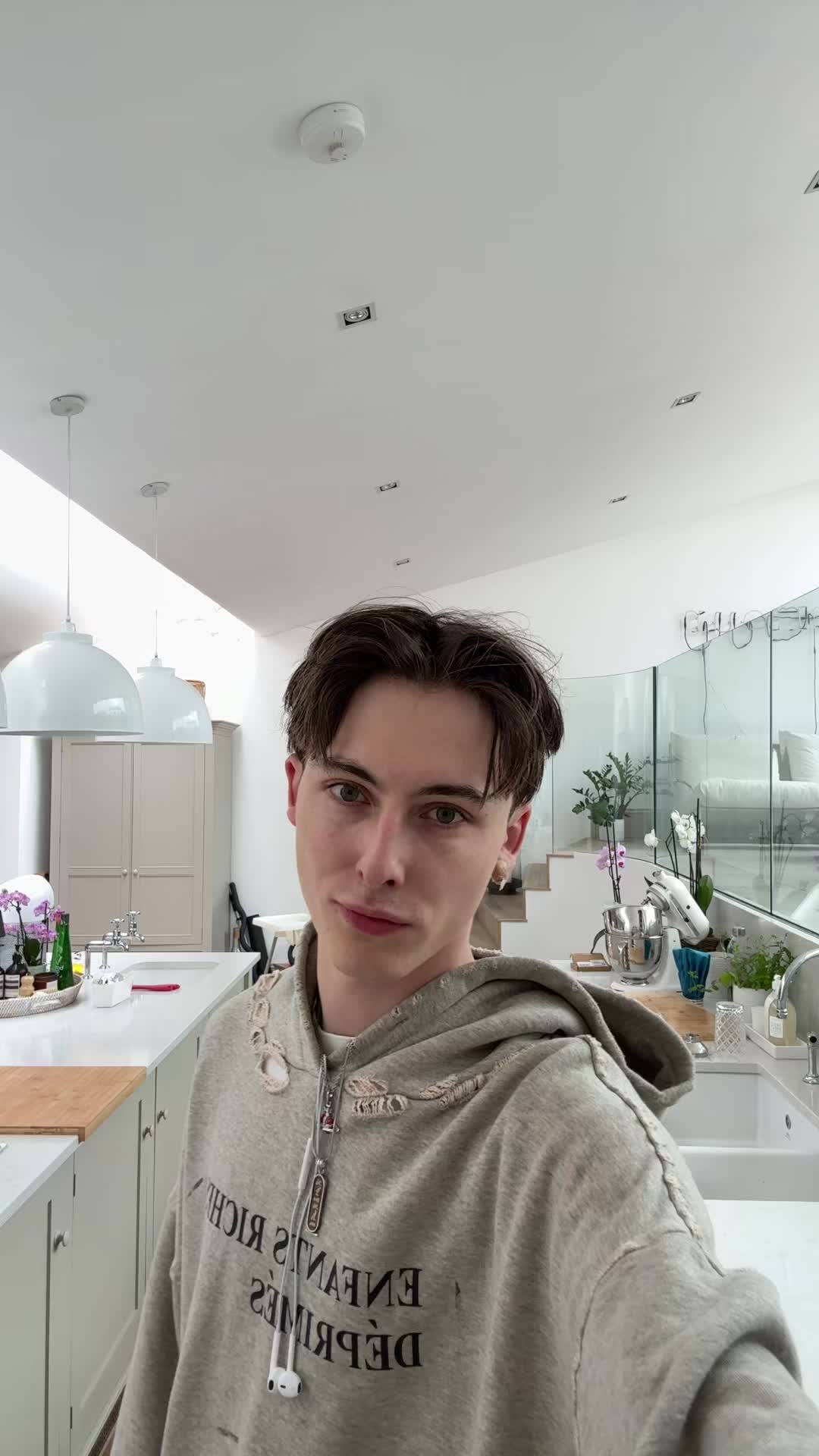 @lochlann.scott