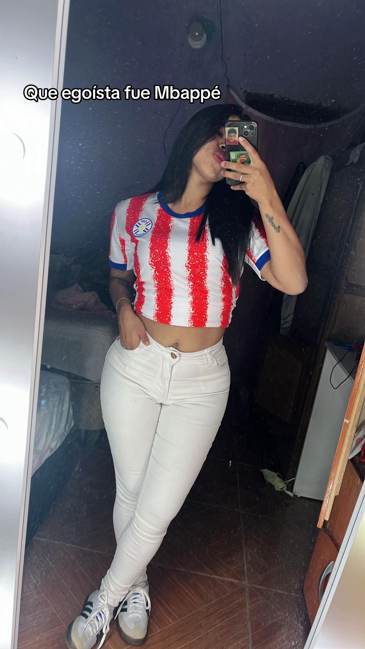 @Monsecita🦦