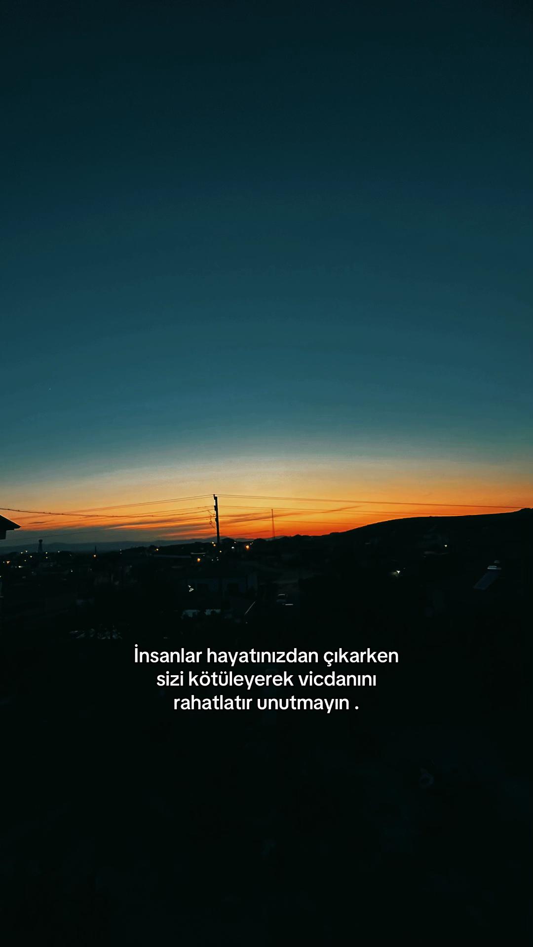 @𝒮.