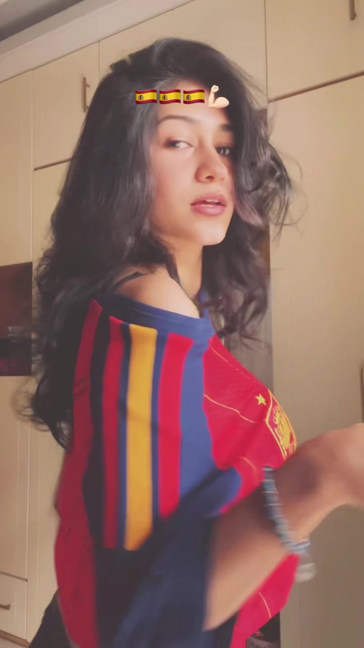 @Sanjida