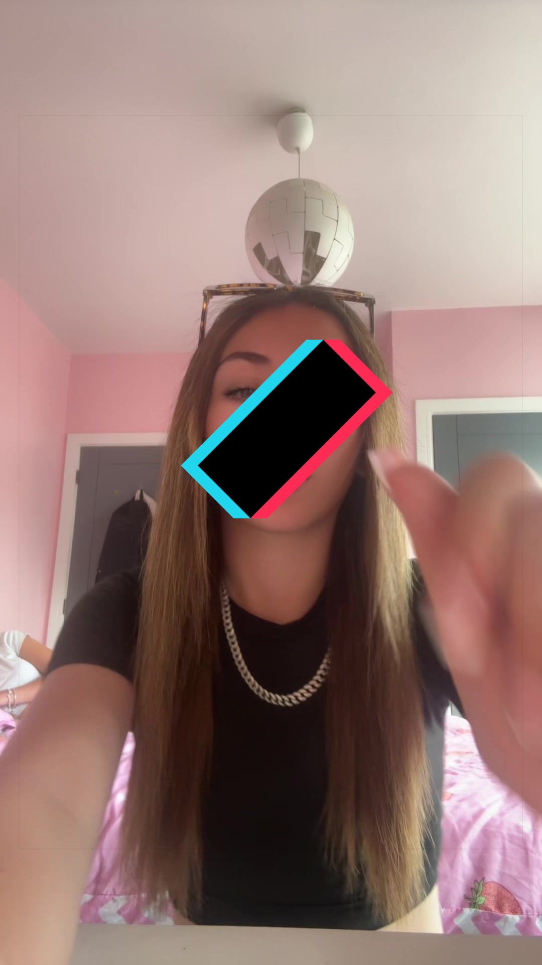 @bella_16xo