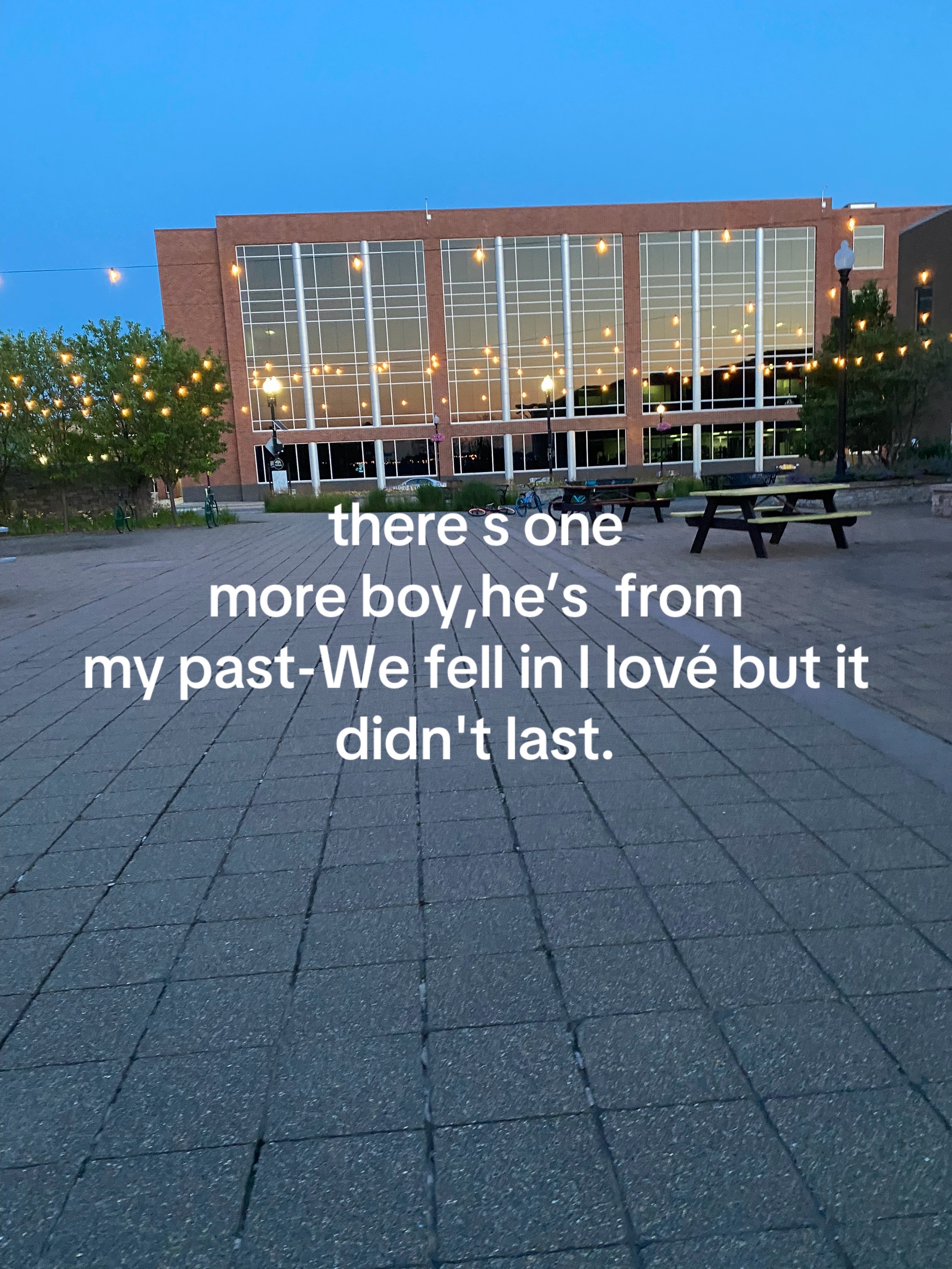 @Hi