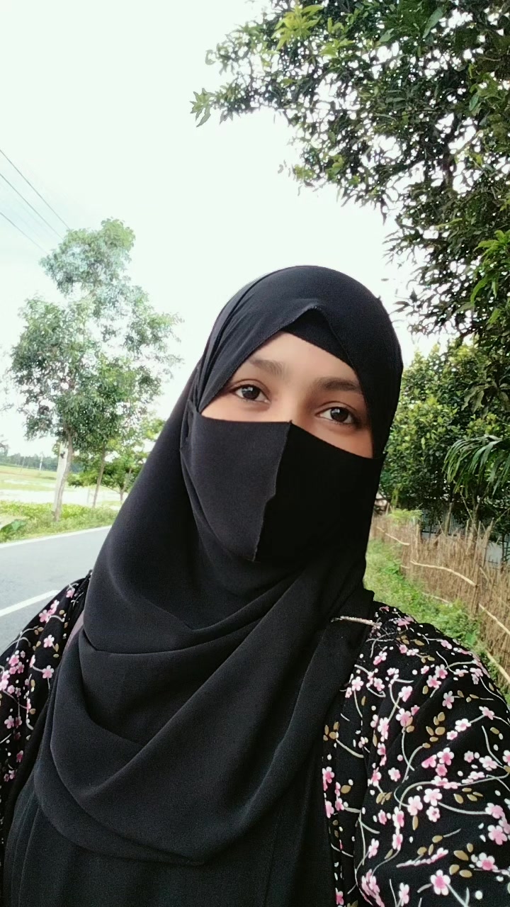 @🌺 সুহাসীনী আঁখি মনি 🌺