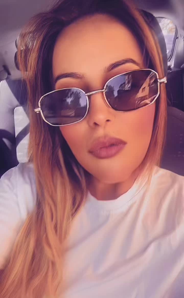 @.ALEXANDRA.G_