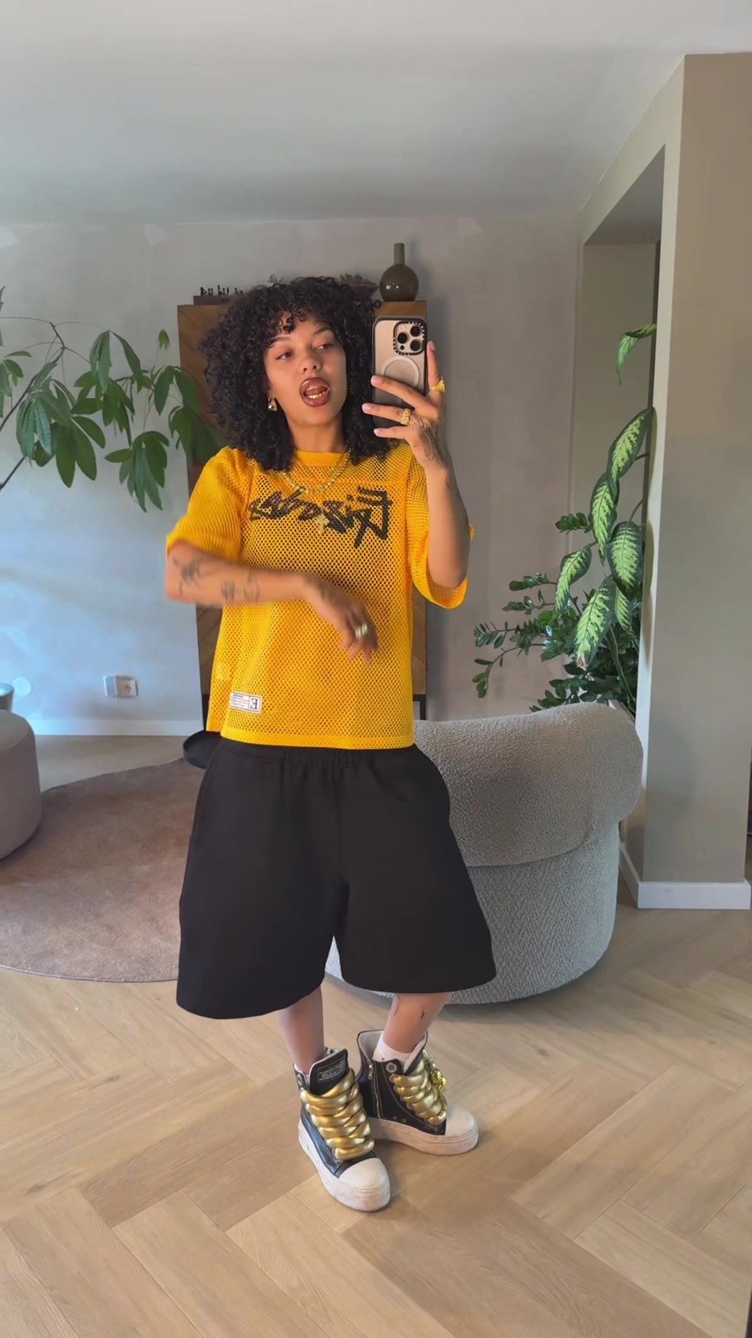 @Cherasy