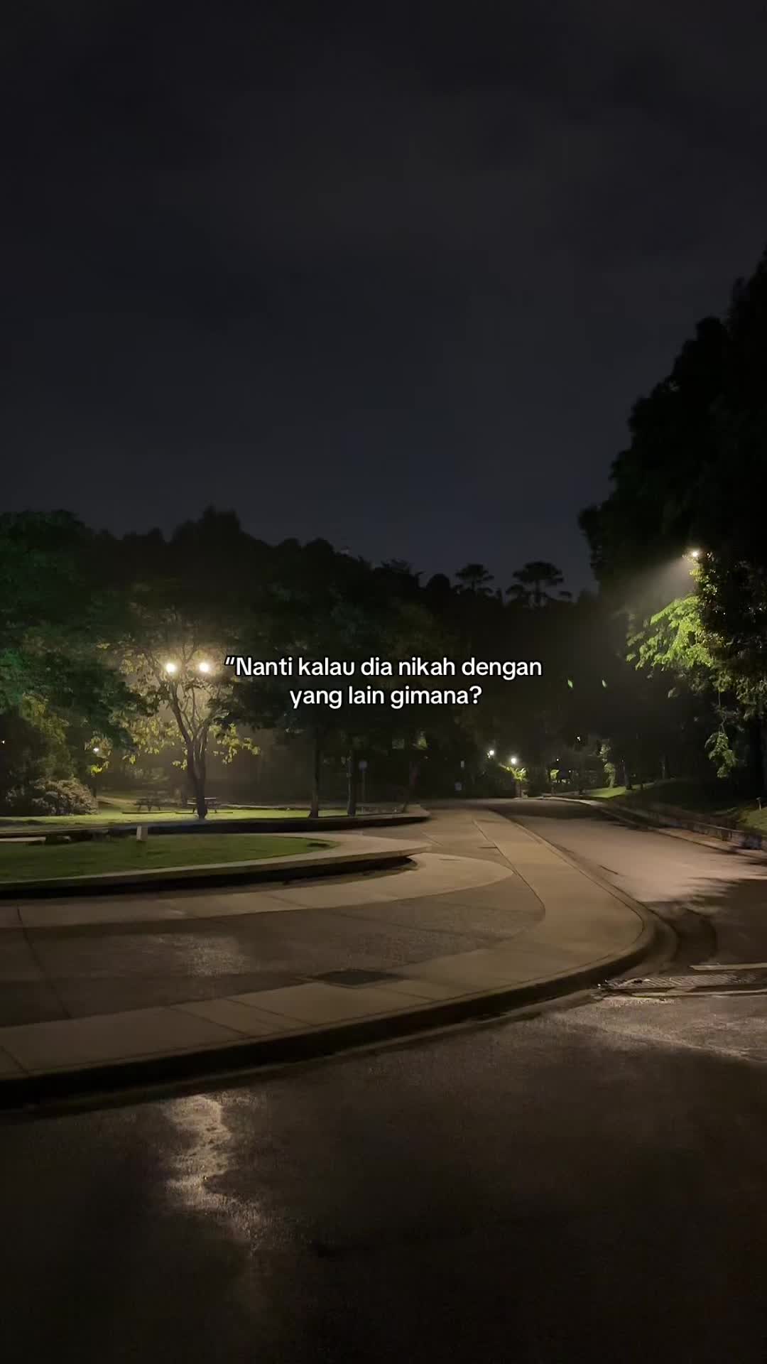 @𝘼𝙠𝙪 𝙥𝙪𝙩𝙧𝙖 :)