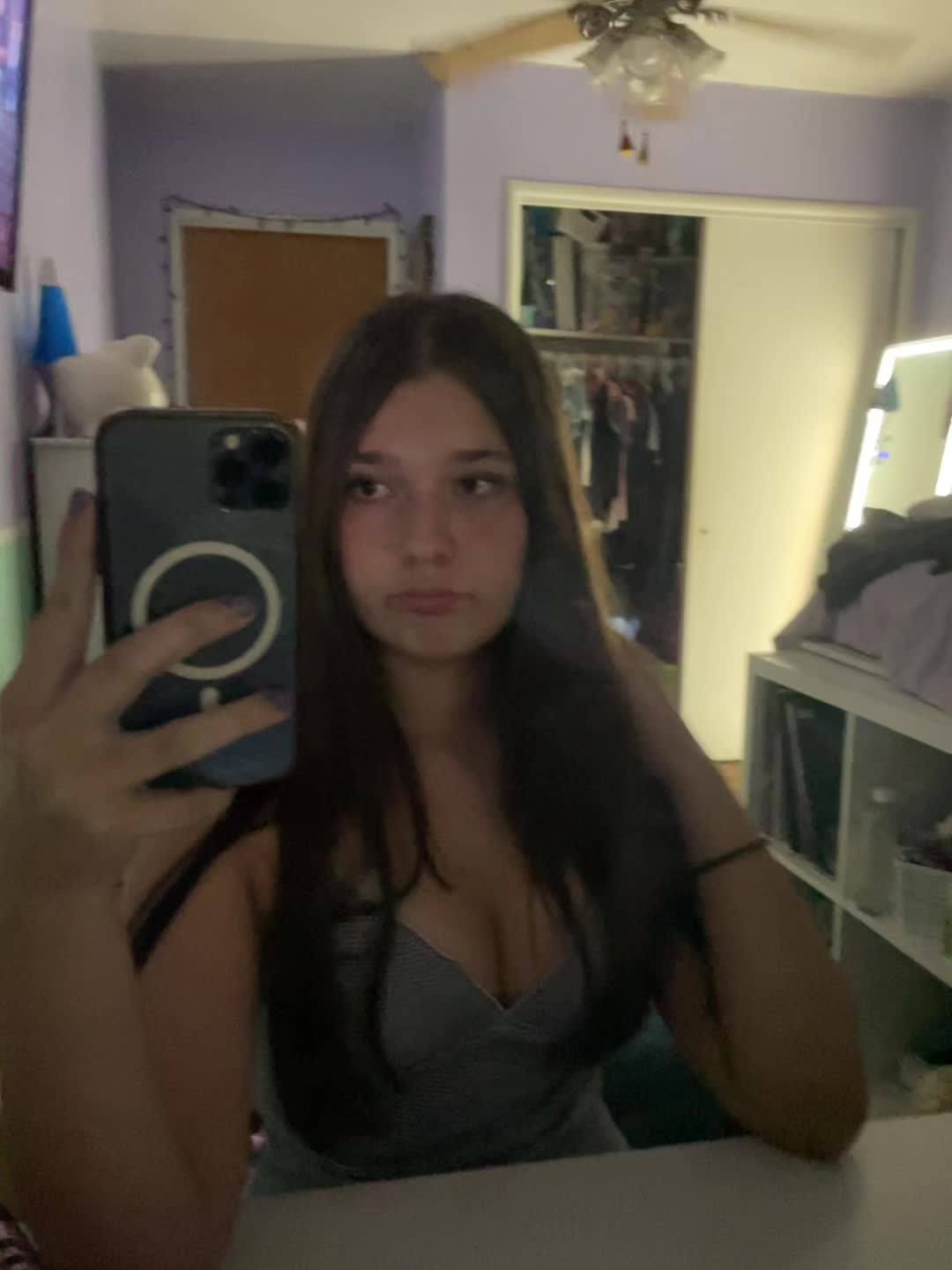 @🦄