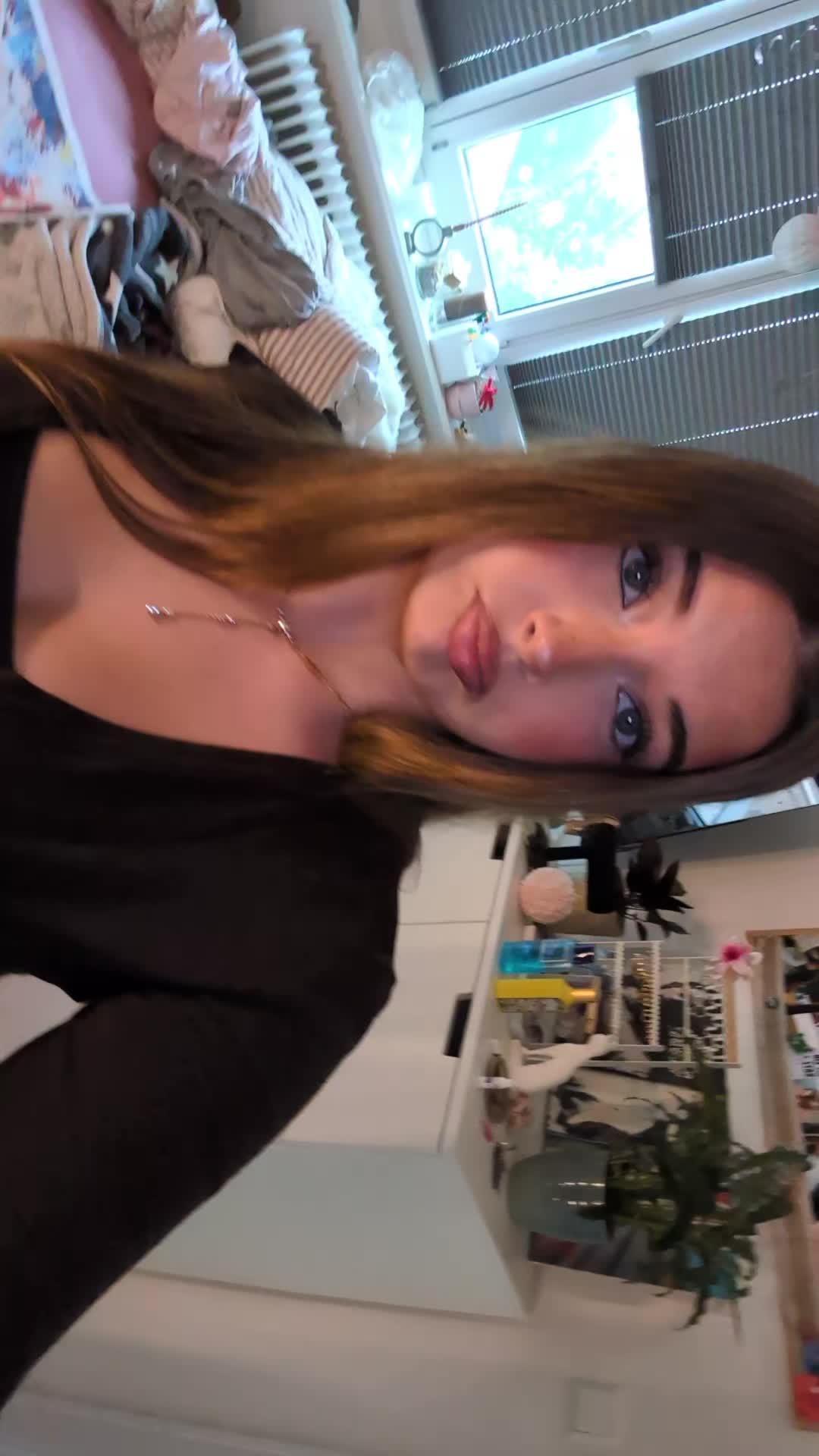 @𝓵𝓮𝓪𝓱