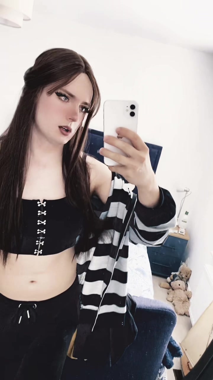 @🖤 𝒜𝒹𝓇𝒾𝒶𝓃𝒶  🖤