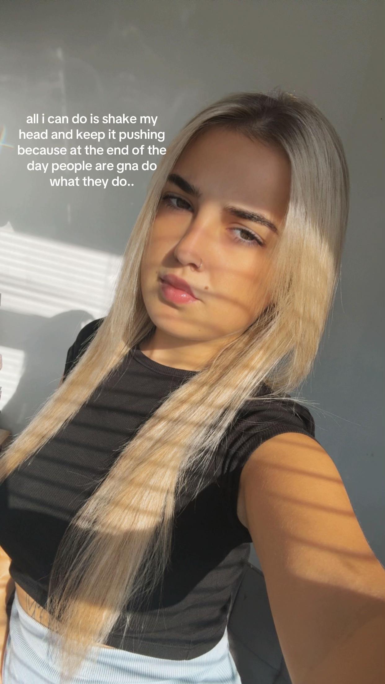 @demi 👀