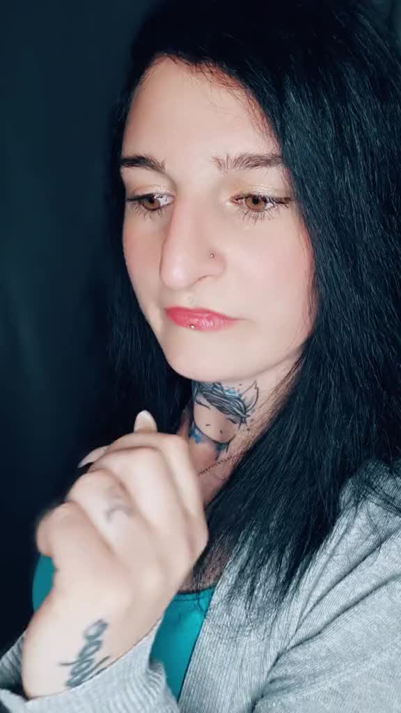 @ℂ𝕣𝕒𝕫𝕪ℂ𝕚𝕟𝕕𝕪 ♪ღ♪*