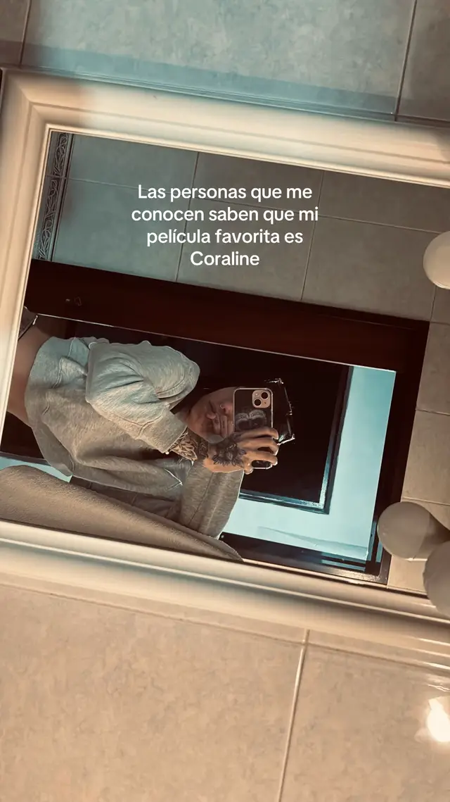 @𝓐𝓷𝓽𝓸𝓷𝓮𝓵𝓵𝓪 🦭