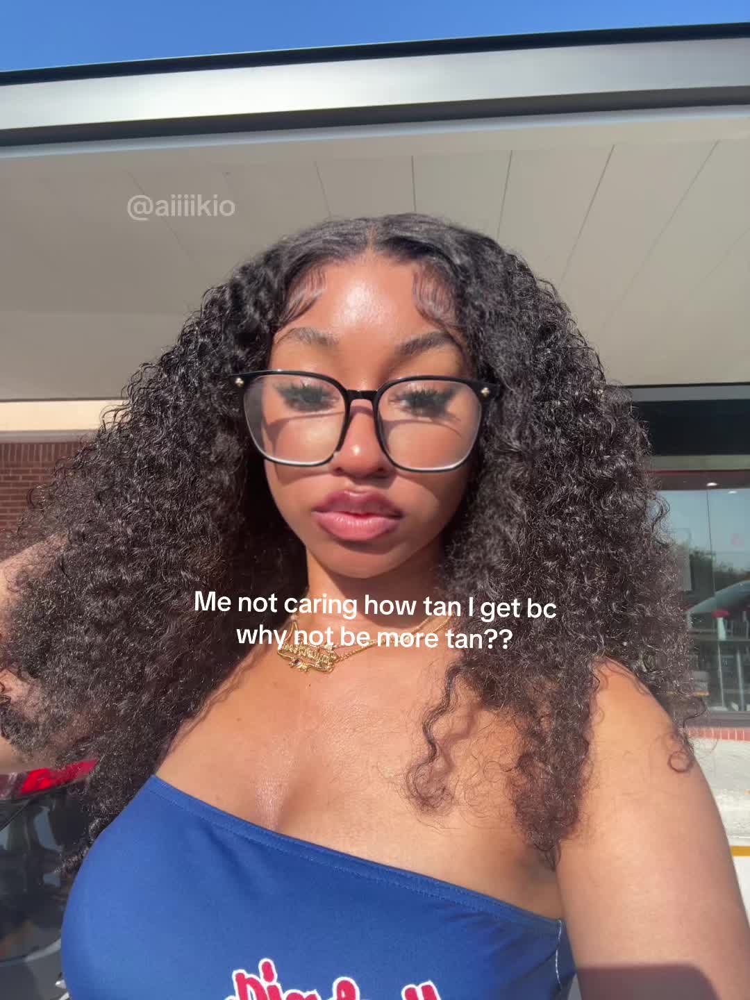 @￶