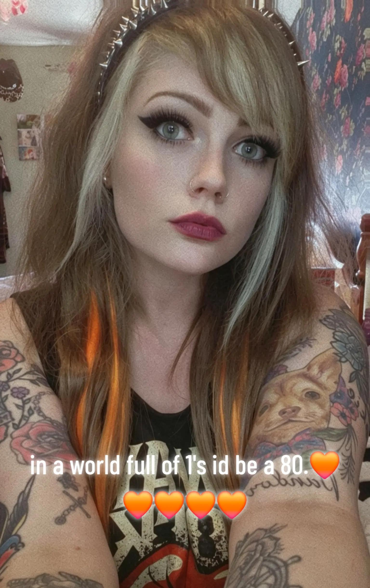 @HayleyCakes