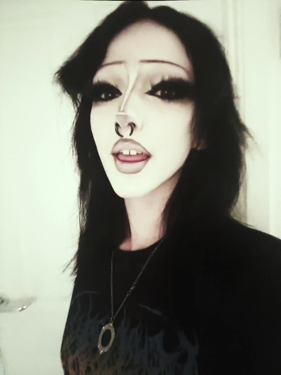 @๐น๐๐๐๐๐ โ๏ธ