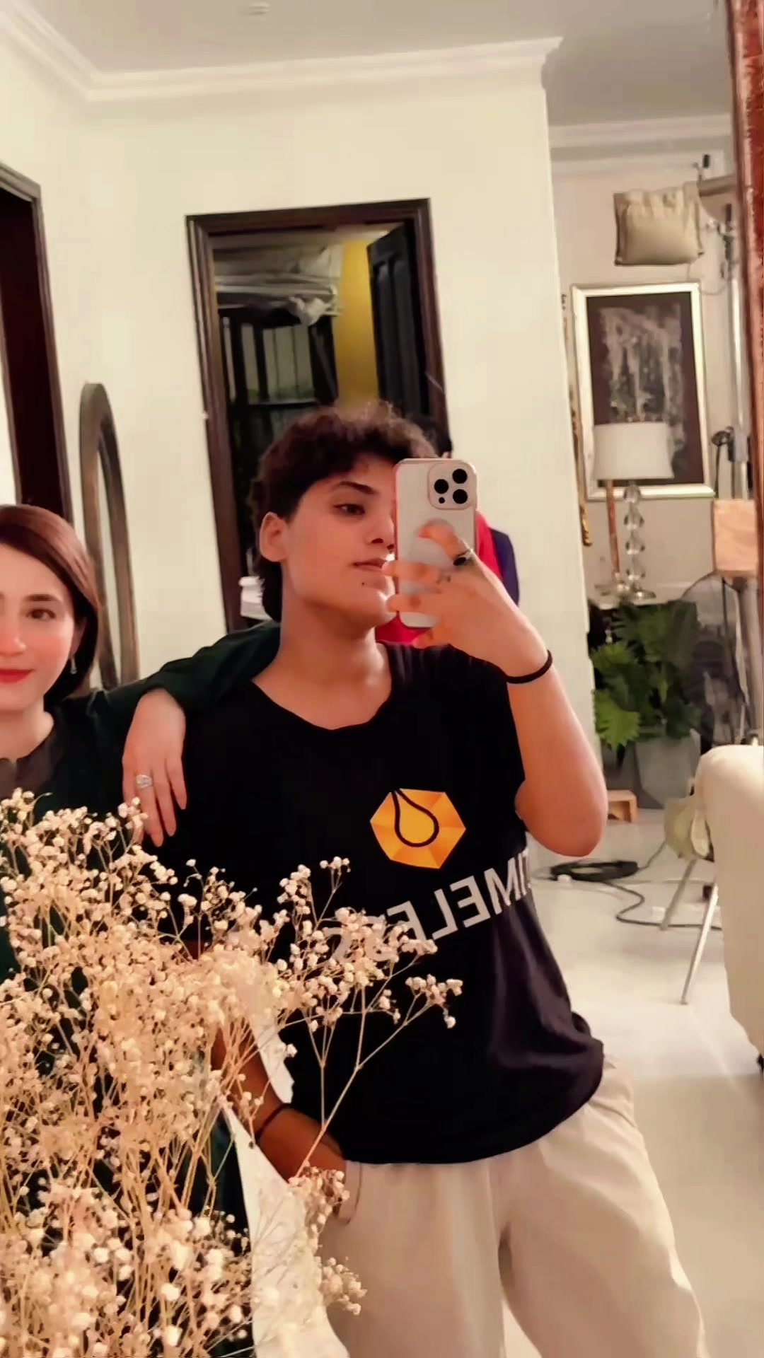 @Fiz🏳️
