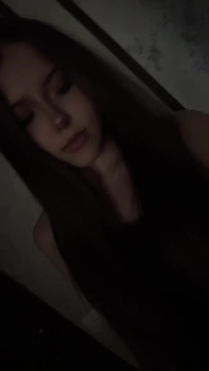 @𝑌𝑢𝑙𝑖𝑎𝑛𝑜𝑣𝑎