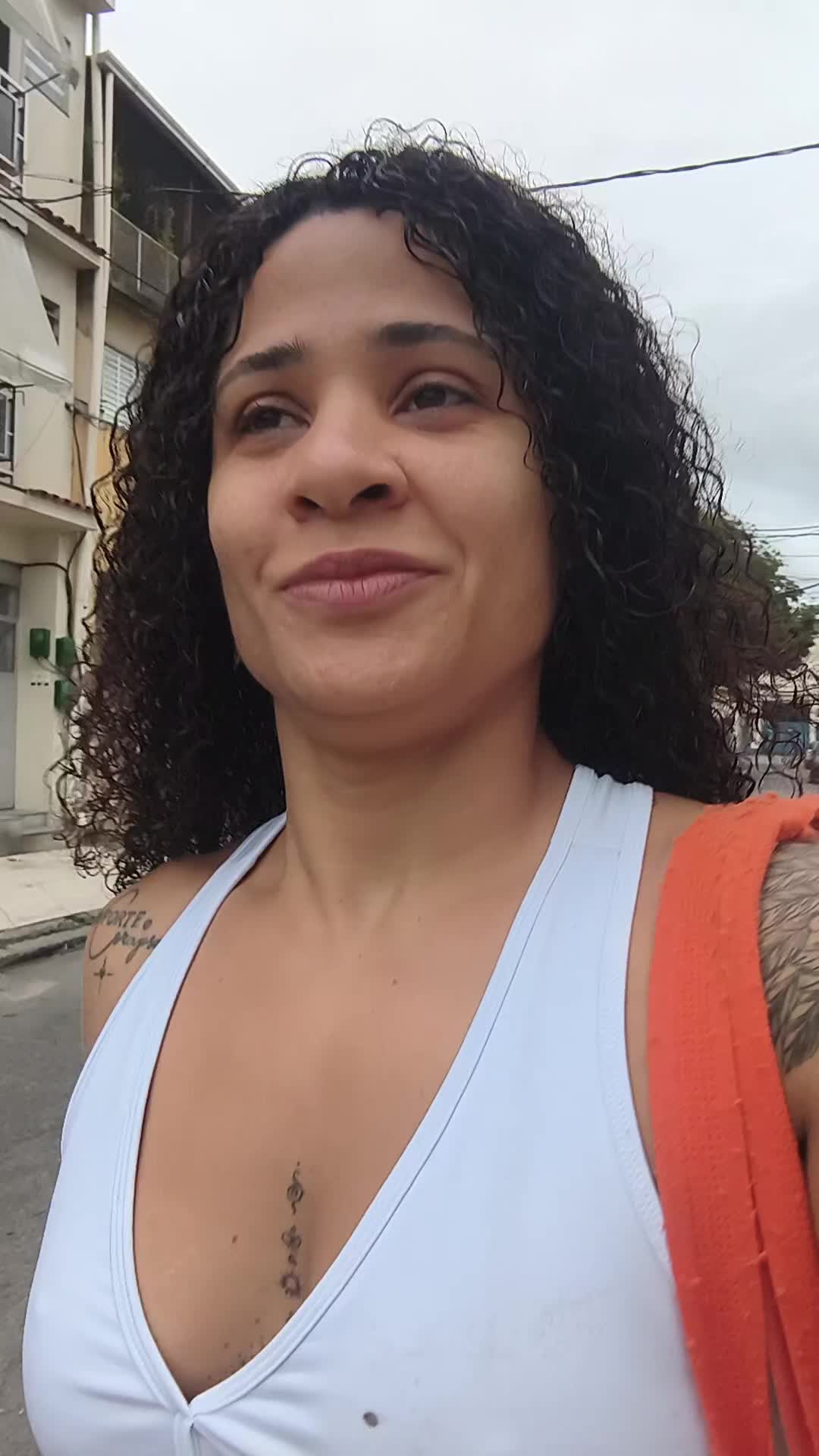 @deboramonique_