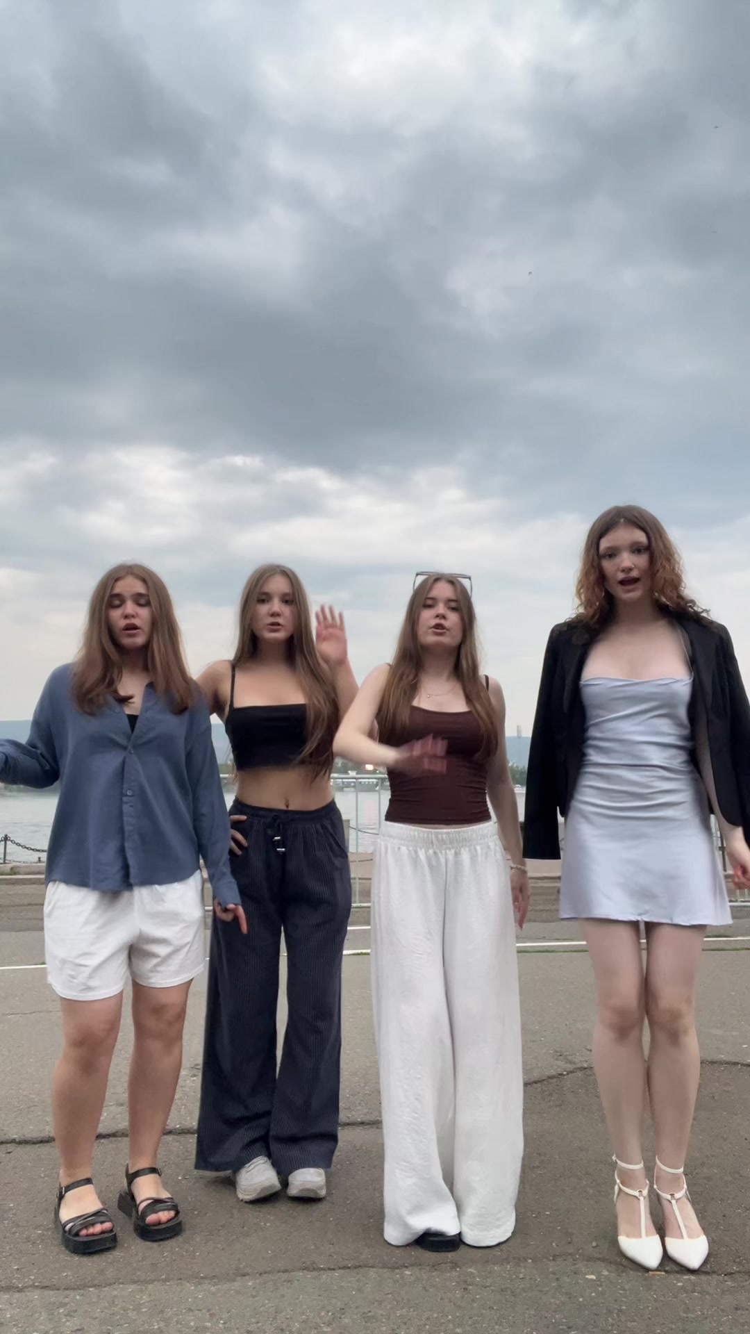 @элечка