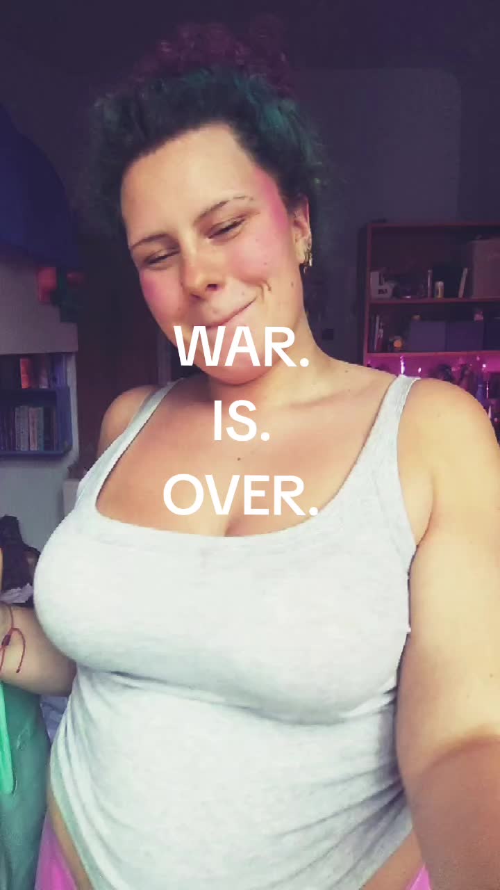 @Nina 🦛