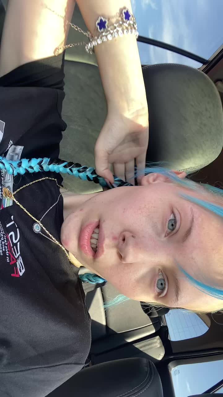@that_blue_eyed.bitch