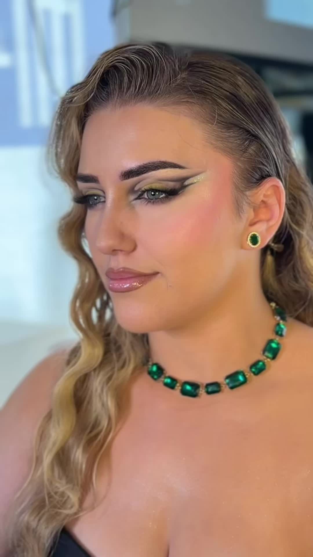 @Hellenic unique hair academy