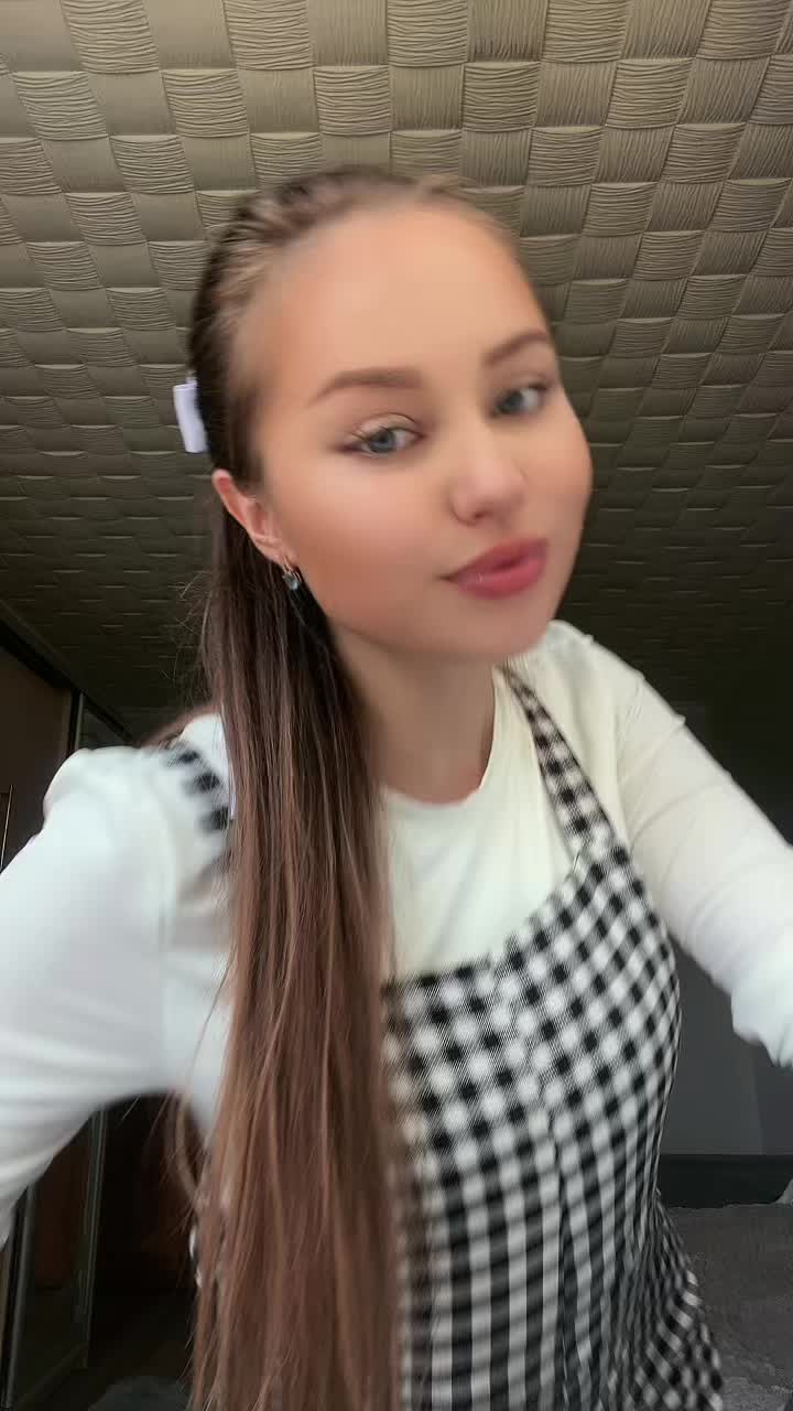 @☀️𝓔𝓵𝓮𝓷𝓪  ☀️