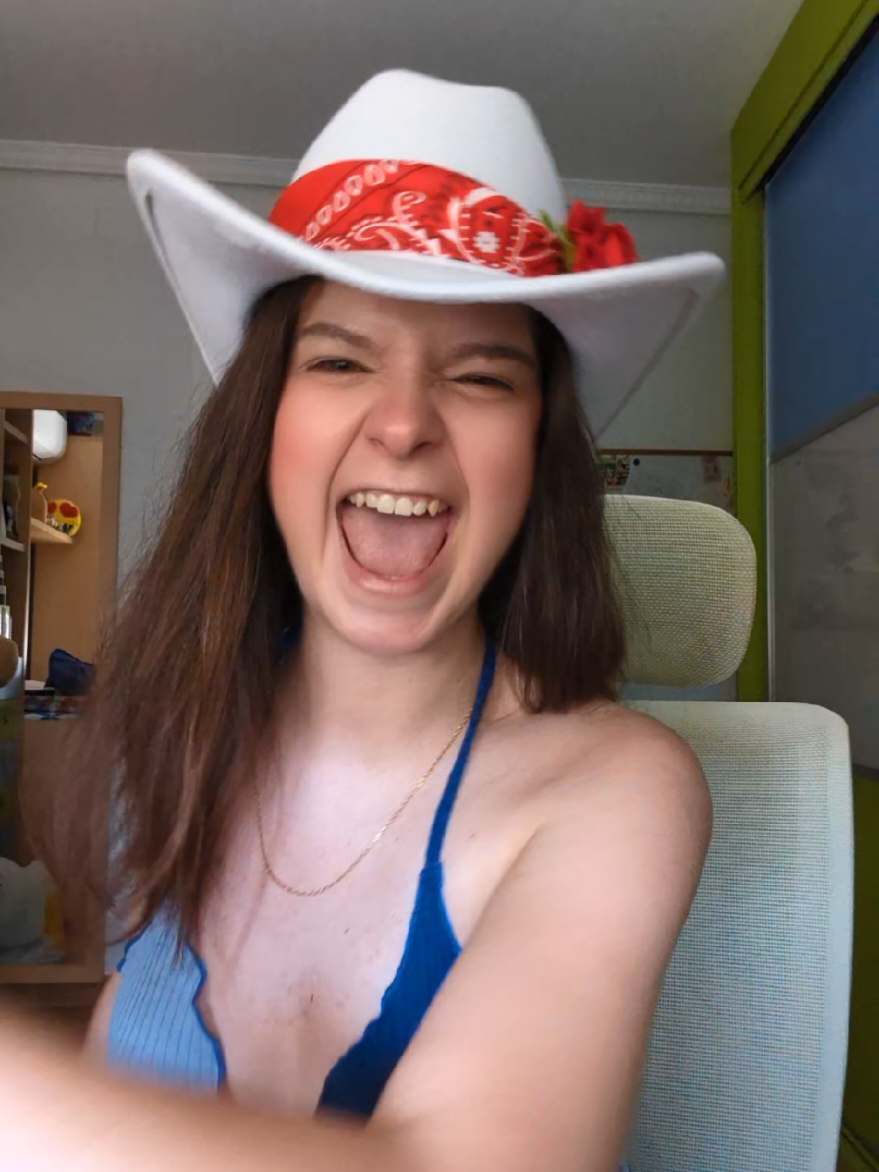 @Laura 👒