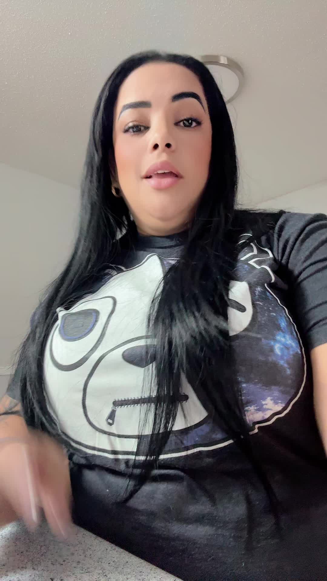 @𝓐𝓷𝓷𝓲𝓪_𝓬𝓫𝓪