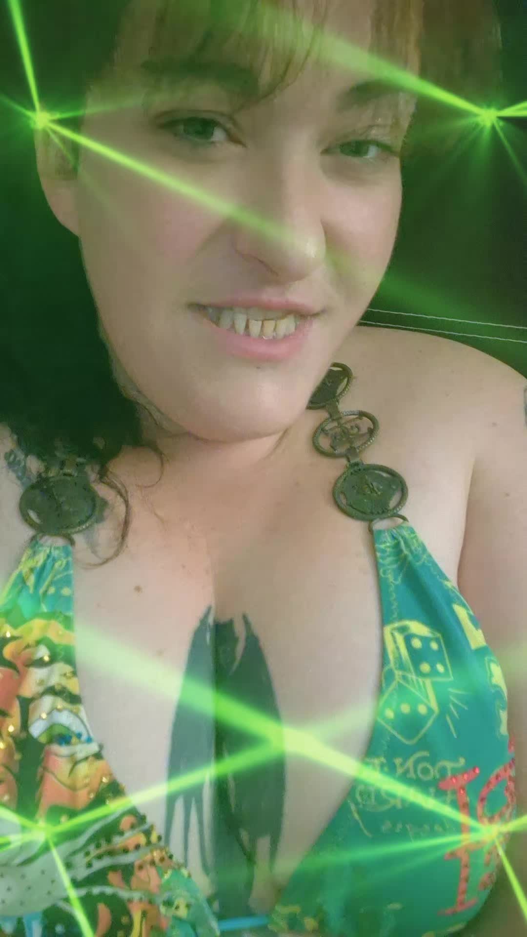 @Romy86es