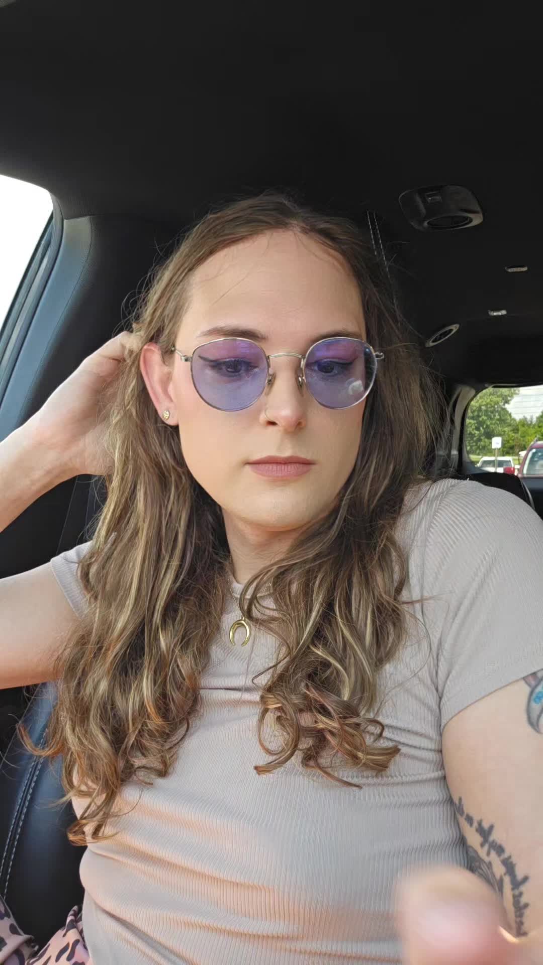 @VTheWizardQueen🌙🏳️&zwj;⚧️